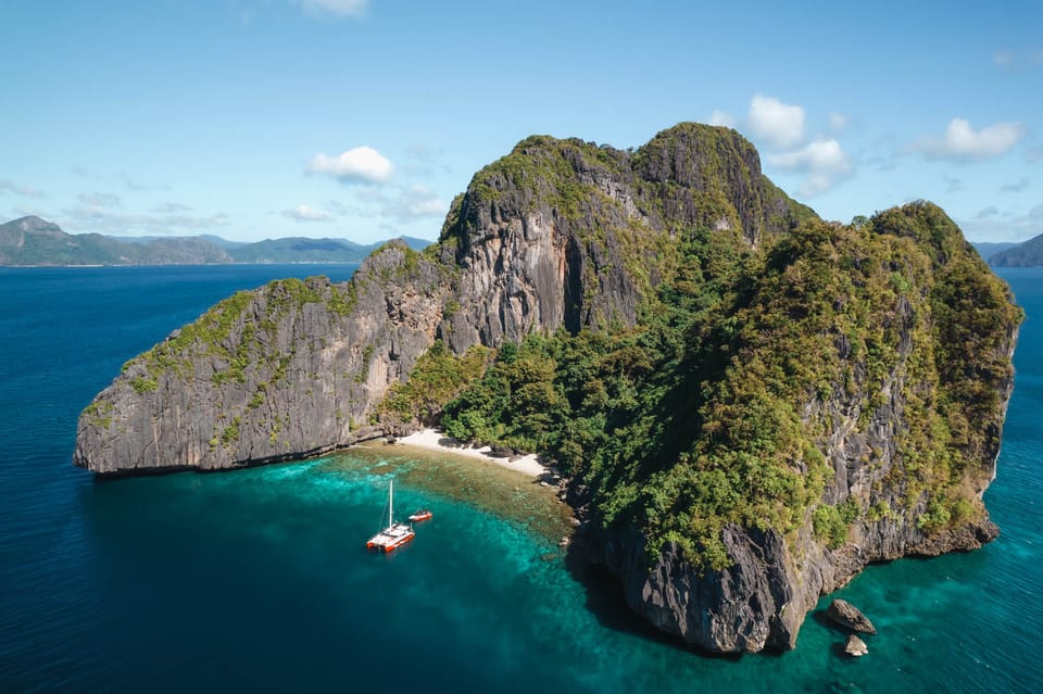 El Nido Yachting Club